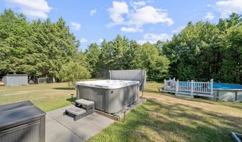 23 Holman Way, Chester, NH 03036