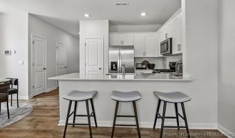 209 Maddox Dr, Aberdeen, NC 28315