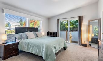 308 E HUMBOLDT St, Bingen, WA 98605
