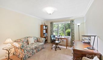 700 Crowfields Ln, Asheville, NC 28803