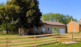 410 6th Ave, Amana, IA 52203
