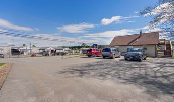 2386 N Belfast Ave, Augusta, ME 04330