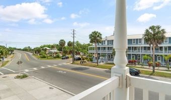 51 Market St, Apalachicola, FL 32320