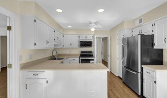 2206 FORT WARD Pl, Alexandria, VA 22304