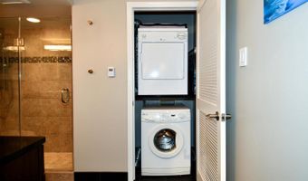 1301 N COURTHOUSE Rd #1005, Arlington, VA 22201