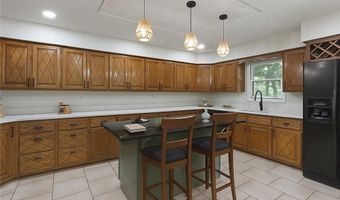 44 Sandwick Dr, Bella Vista, AR 72715