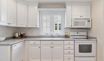 104 Summer Rd 104, Boxborough, MA 01719