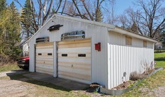 6419 River St, Alanson, MI 49706