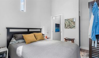 2132 Sarah St 201, Airville, PA 15203