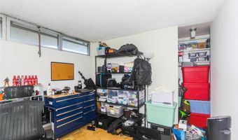 2916 Date St 6F, Honolulu, HI 96816