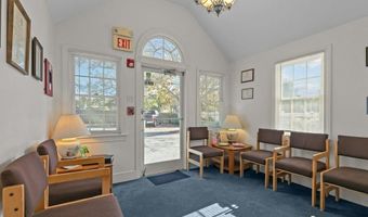 74 Valley Rd, Middletown, RI 02842