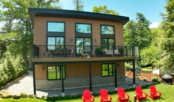 37 Shore Rd, Becket, MA 01223