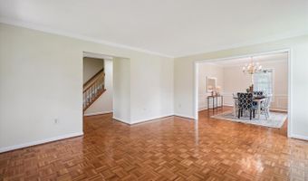7300 NEEDWOOD Rd, Rockville, MD 20855