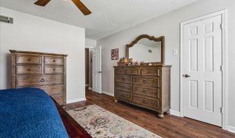 2605 SURREY WOOD Dr, Bartlett, TN 38134