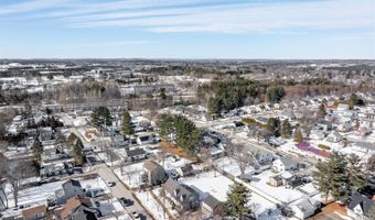 15 Fairfax St, Bangor, ME 04401