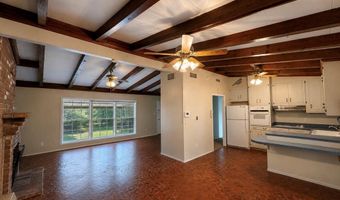 2408 Whispering Pines Cir, Albany, GA 31707