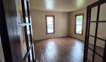 153 Ridgewood Dr, Amsterdam, OH 43903