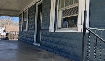 1612 S Jefferson St, Ava, MO 65608