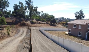 Echo Dr unit 46 46, La Mesa, CA 91941