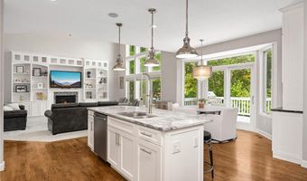 13877 Elkhart Rd, Apple Valley, MN 55124