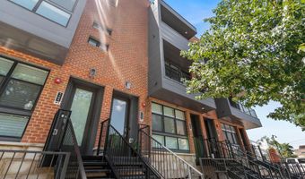 1102 S HIGHLAND St 3, Arlington, VA 22204