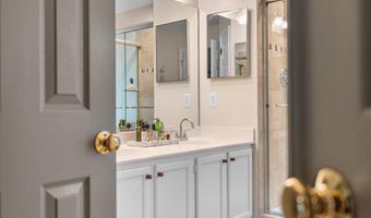42869 NASHUA St, Ashburn, VA 20147