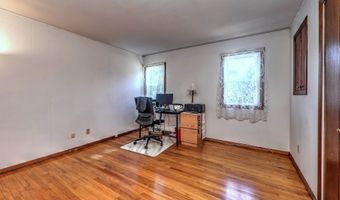 11 Ark Rd, Branford, CT 06405