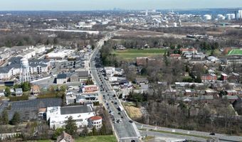 8 COMMONWEALTH Ave, Claymont, DE 19703