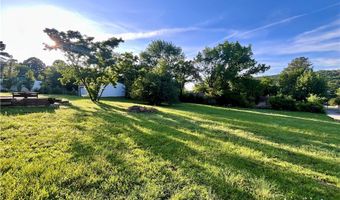 1421 Hendrix St, Altus, AR 72821