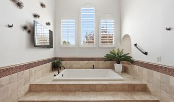 525 W HARMONY Pl, Chandler, AZ 85248