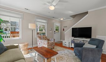 1307 Broad St, Beaufort, SC 29902
