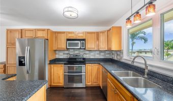 46-425 Kahuhipa St A, Kaneohe, HI 96744