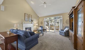 1 N049 Mission Ct, Winfield, IL 60190