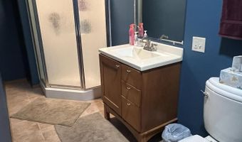 1109 Clover Ct, Aberdeen, SD 57401