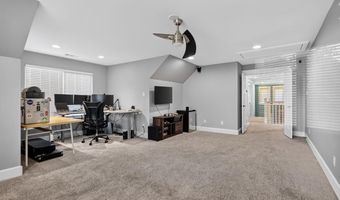 7725 S Shoreline Blvd, Benton, AR 72019