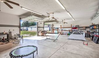 243 Plainview Dr, Avon, IN 46123