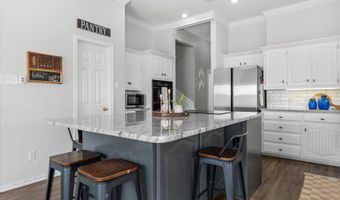 912 Velray Ave, Abernathy, TX 79311