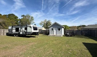 1405 Pebblewood Dr, Adel, GA 31620