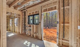 465 Stone Creek Dr, Hull, GA 30646