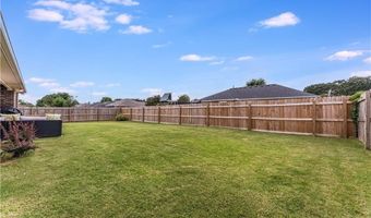 541 Firewood Dr, Centerton, AR 72719