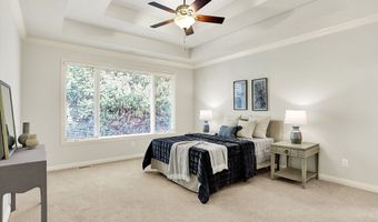 4498 Nottinghill Dr, Avon, IN 46123