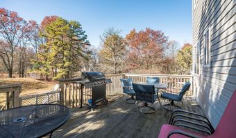 82 LINDBERGH Cir, Albrightsville, PA 18210