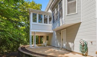 477 Redwood Forest Dr, Ballwin, MO 63021