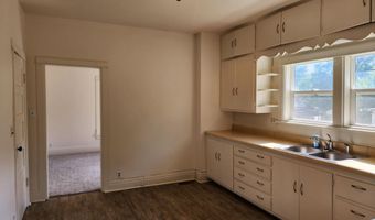 206 E 9th St, Atlantic, IA 50022