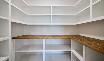 10581 W Miller Sardis Rd, Bauxite, AR 72011