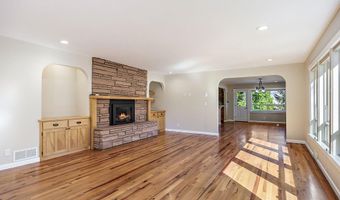 565 Ashland St, Ashland, OR 97520