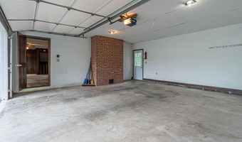 19464 Triple Crown Dr, Abingdon, VA 24211