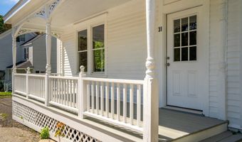 31 Bath St, Bath, ME 04530