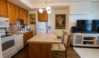 400 Deal Lake Dr 4E, Asbury Park, NJ 07712