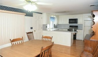 20 Bicentennial Way, North Providence, RI 02911